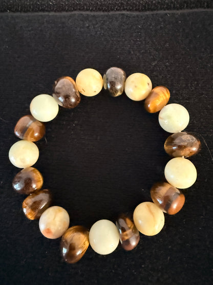 Handcrafted 7" Elastic Beaded Bracelet – Cream & Brown Gemstone‑Style Beads – Stretch Boho Bracelet for Everyday Wear & Gift Giving
