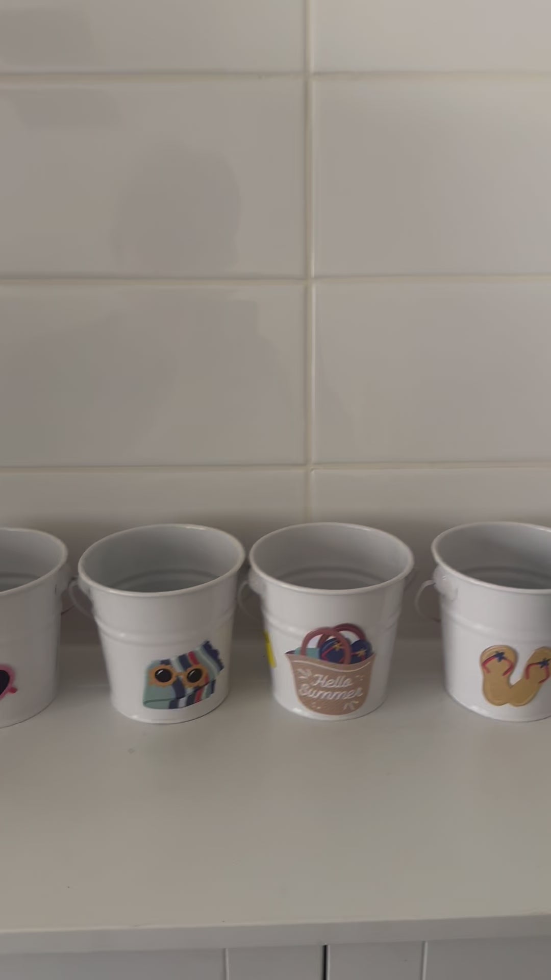 Decorative Declutter Bucker